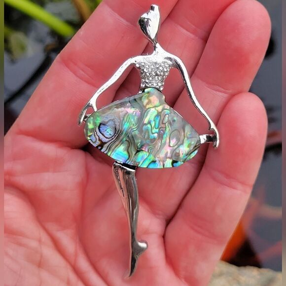 Abalone Shell Ballerina Brooch - Picture 5 of 7